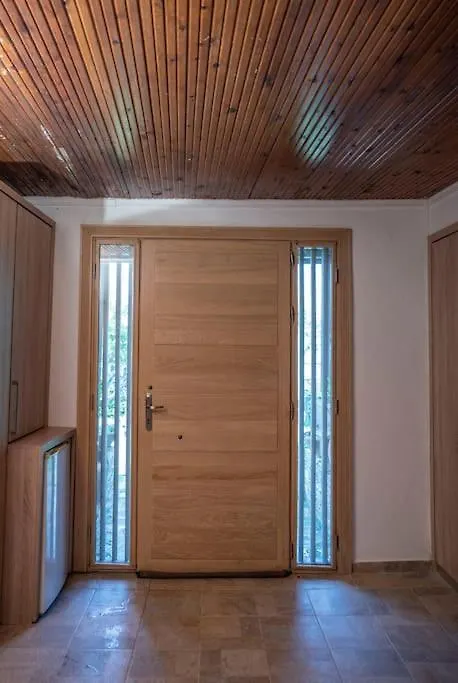 Mary'S Beach House Nea Irakleia Grecia